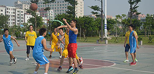 巴西的足球，碩日的籃球