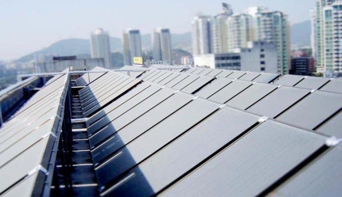 屋頂“綠傘”可降低室溫6度 分布式光伏發電受加盟商追捧